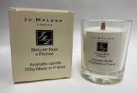 Парфюмерная свеча Malone English Pear &amp; Freesia 250 мл 